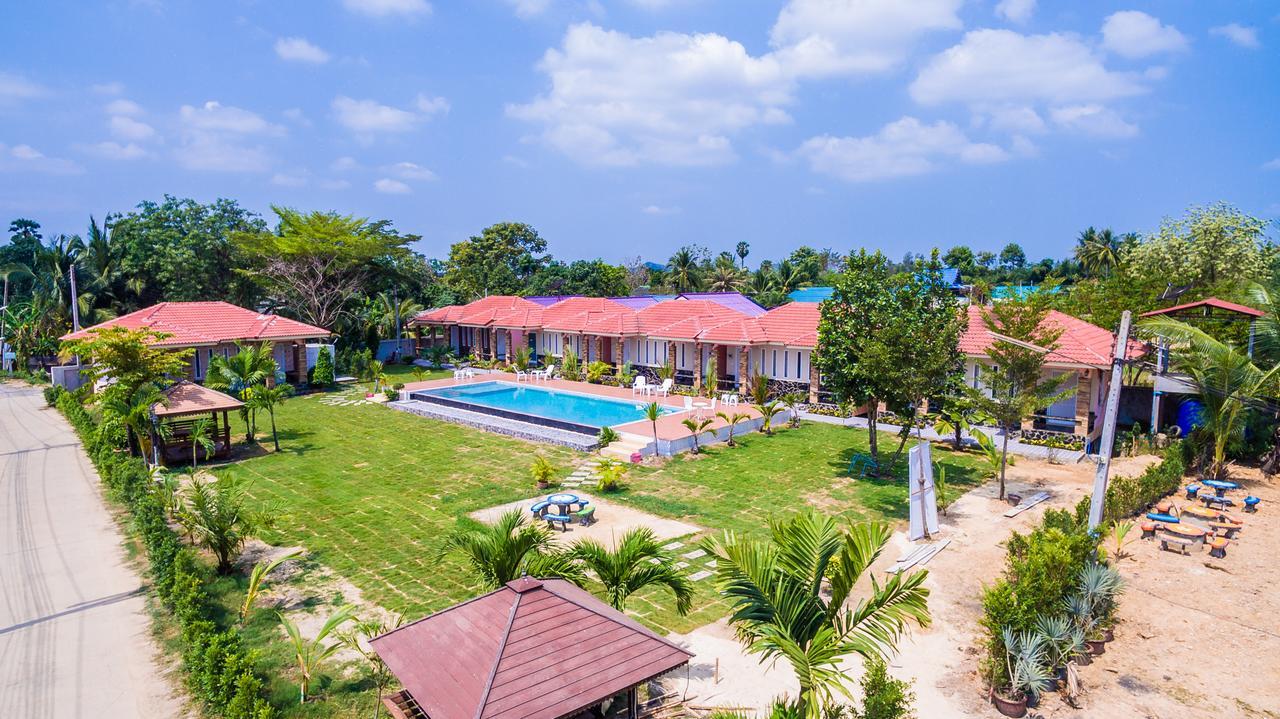 Diane Hotel Phetchaburi Extérieur photo